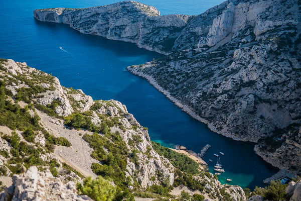 CMA CGM : POUR PRÉSERVER LE PATRIMOINE EXCEPTIONNEL DES CALANQUES