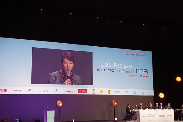 LES FEMMES ET LA MER : LISE DETRIMONT, WINDSHIP