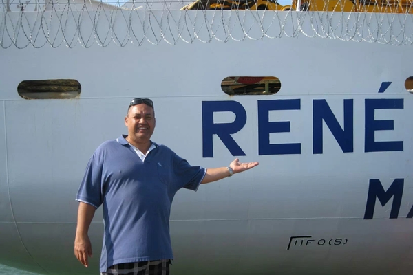 PORTRAIT DE MARIN : RENÉ PAQUIGNON, ORANGE MARINE